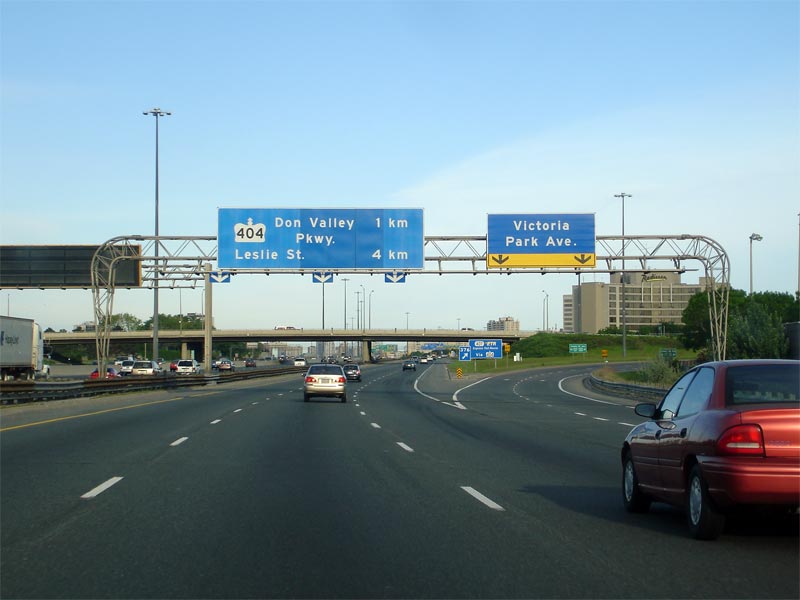 Hwy 401 Sign