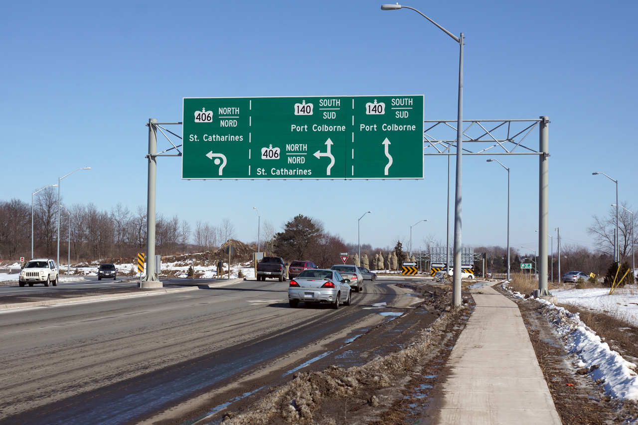 Largest signed roundabouts in the US/Canada